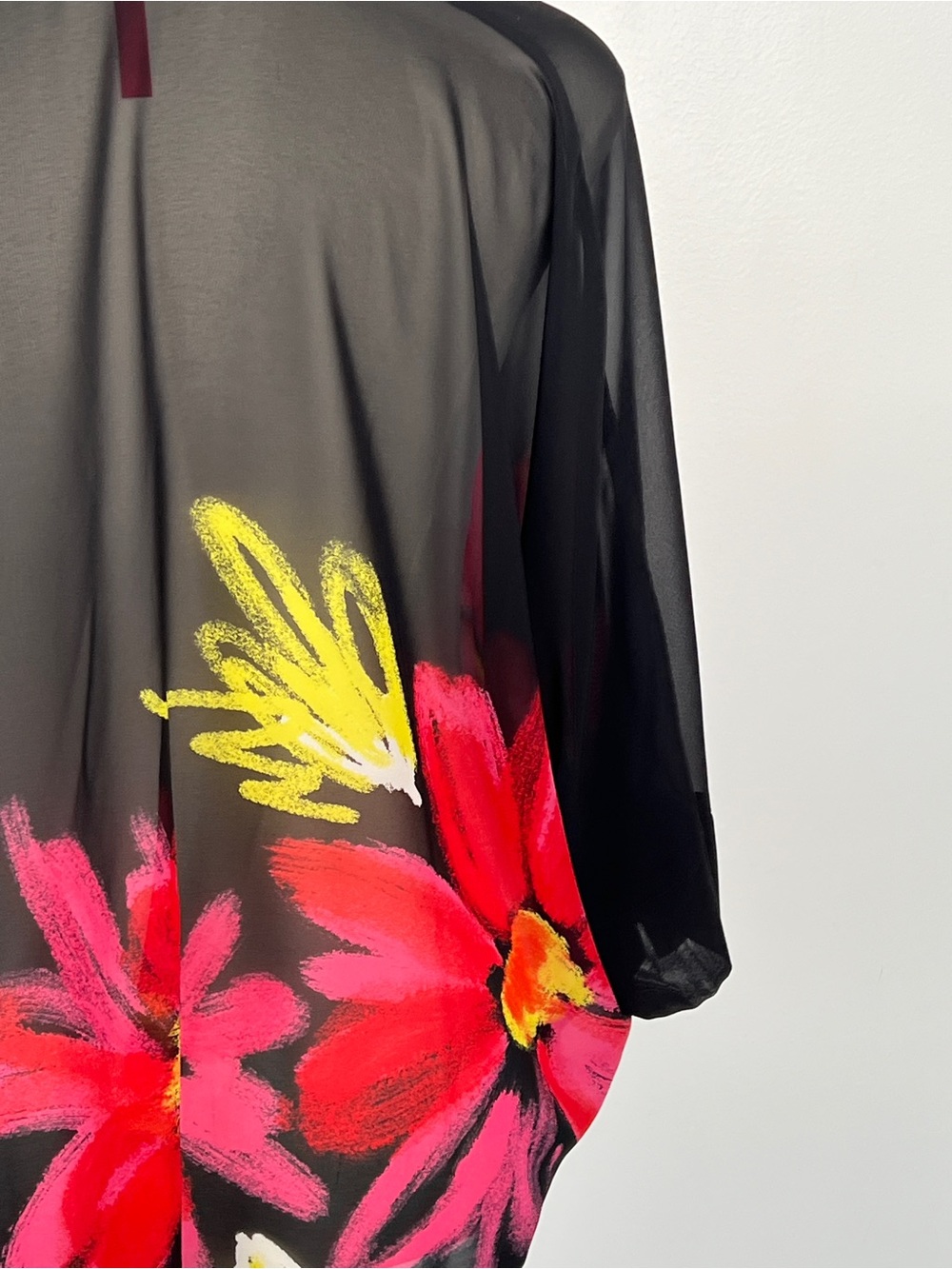 EUC! IC By Connie K Black and Red Floral Sheer Georgette Tunic Top Size XL - Picture 6 of 8